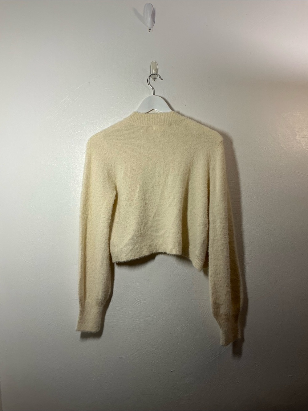 Jessica Simpson Cream Slighty Cropped Open-Front Fuzzy Cardigan Size Medium - Picture 2 of 6